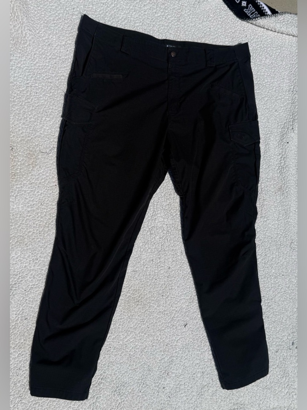 5.11 Tactical Men’s Black Solid Pants 42x32 Regular Cotton Tactical